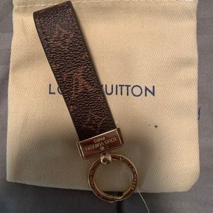 dragonne key holder